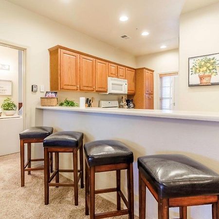 Pools Sleeps 10 Close To 76 Silver Dollar City 0502 Branson Buitenkant foto